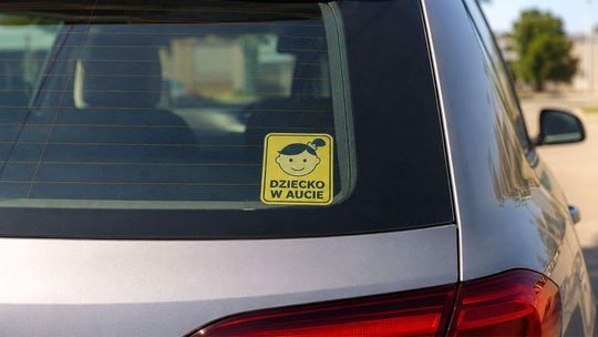 Policja ostrzega: auto w upał może stać się śmiertelną pułapką