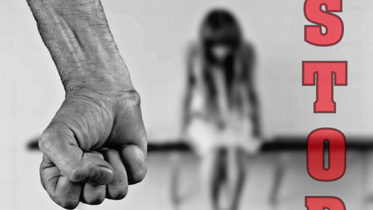 Policjanci z Czerwińska odizolowali sprawcę przemocy domowej