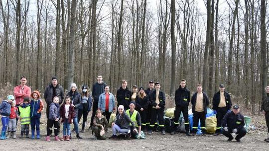 Posprzątają tereny w Sobanicach w gminie Naruszewo. Do akcji ruszają Bohaterowie Lasu