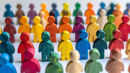 Powiat płoński się wyludnia. Raciąż ze spadkiem prawie 16%