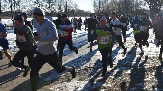 Powstańcze naczynia połączone. Pamięć o bohaterach i pomoc charytatywna