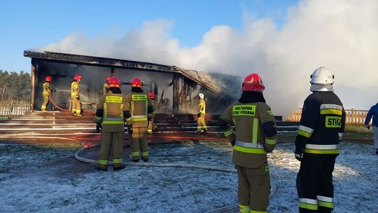 Pożar na terenie stadniny koni pod Nasielskiem 