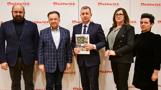 Prawie 1,5 mln zł dla powiatu na prace na drodze Arcelin-Jarocin-Galomin