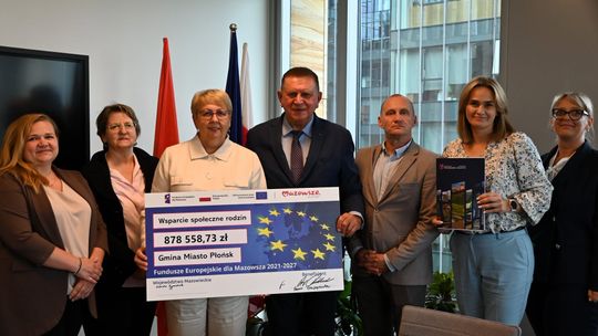 Prawie milion zł na wsparcie płońskich rodzin
