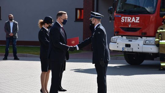 Prezydent Andrzej Duda wręczył strażackie promesy