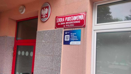 Protest rodziców dzieci ze szkoły w Polesiu po wynikach konkursu na dyrektora