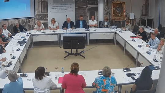 Punkt dotyczący stanowiska w sporze MCK-u z wykonawcą zdjęty z obrad Punkt dotyczący stanowiska w sporze MCK-u z wykonawcą zdjęty z obrad