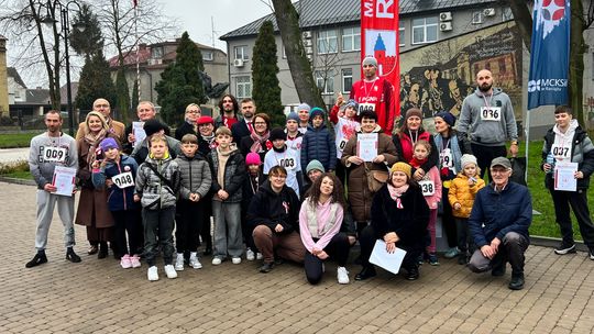 Raciąż świętował Niepodległość. Przemarsz, msza i bieg Raciąż świętował Niepodległość. Przemarsz, msza i bieg