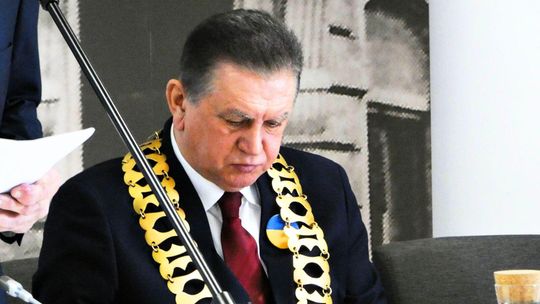 Radni zdecydują o podwyżce pensji burmistrza Płońska. Wzrost o ponad 1 tys. zł