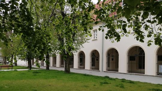 Rewolucja w miejskiej bibliotece w Ciechanowie. Papierowe karty wypożyczeń odchodzą do lamusa