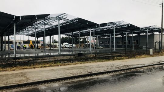 Rezygnacje z handlu na miejskich targowiskach. Powodem, zdaniem radnej Kurzątkowskiej podwyżki stawek w 2022 roku Rezygnacje z handlu na miejskich targowiskach. Powodem, zdaniem radnej Kurzątkowskiej podwyżki stawek w 2022 roku