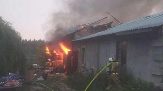 Rodzina po pożarze prosi o wsparcie. Trwa zbiórka na odbudowę domu