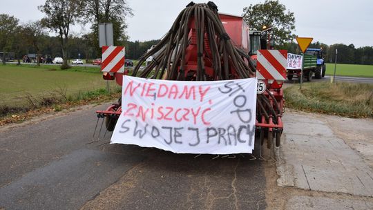 Rolnicy protestowali na drodze krajowej