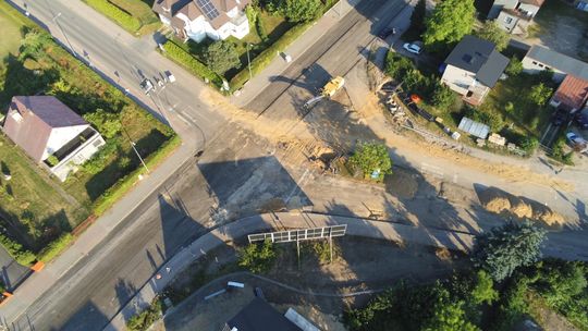 Skrzyżowanie podczas budowy otwarte dla ruchu? Słuchamy radnych i mieszkańców