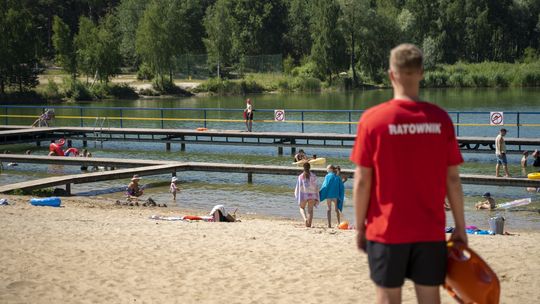 Rozpoczyna się sezon kąpielowy. Kiedy będą ratownicy na Krubinie i odkrytym basenie?