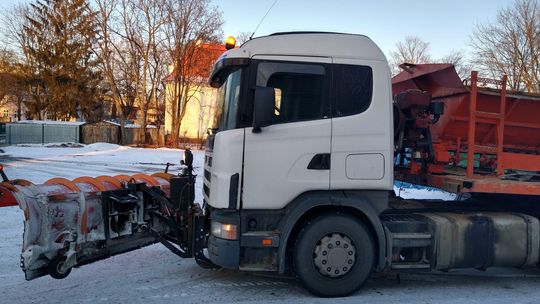 Ruszyły przygotowania ciechanowskich drogowców do zimy. Nowe piaskarki trafią do bazy 