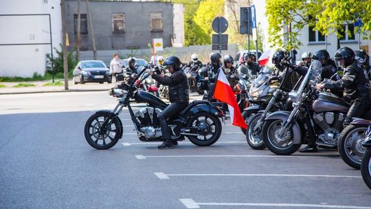 Ryk silników, biwak, parada, koncerty i motoatrakcje na zamkowych błoniach. Motocykliści opanują Ciechanów w ten weekend