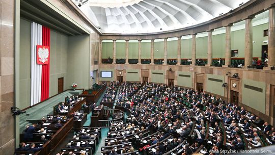 Sejm odrzucił projekt zniesienia dwukadencyjności: wójtów, burmistrzów i prezydentów miast