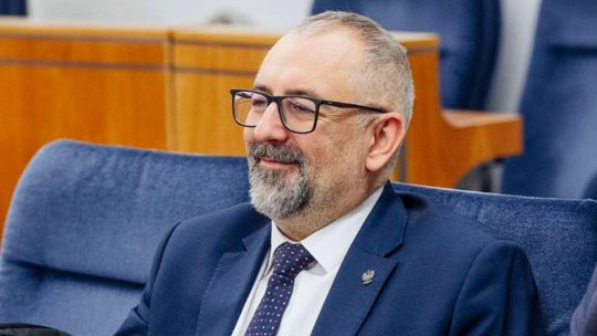 Senator Bieńkowski za deregulacją i cyfryzacją administracji. Ułatwienia w CEIDG i ZUS