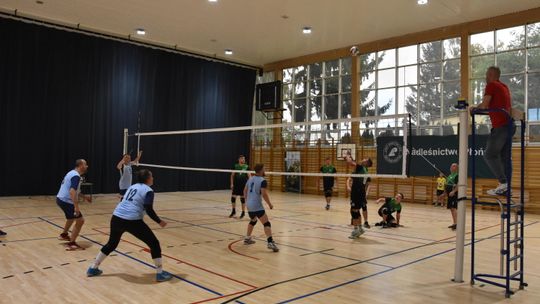 Siatkarska rywalizacja leśników w Baboszewie