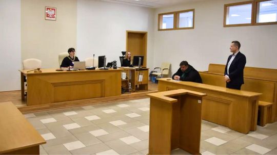 Sprawa burmistrza Nowego Miasta odroczona – sąd wciąż czeka na opinię biegłego