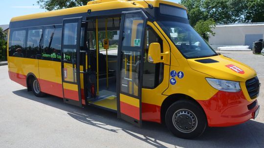 Statystycznie prawie każdy płońszczanin jechał autobusem miejskim. Komunikacja publiczna działa już rok