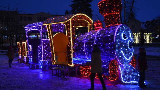 Święta coraz bliżej. Pojawiły się iluminacje w miejskiej przestrzeni, są też nowe