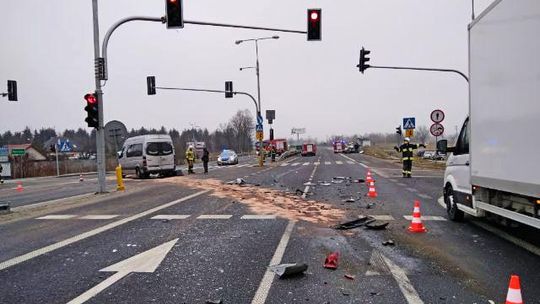 Szczegóły wczorajszego wypadku na dk 7 w Kroczewie