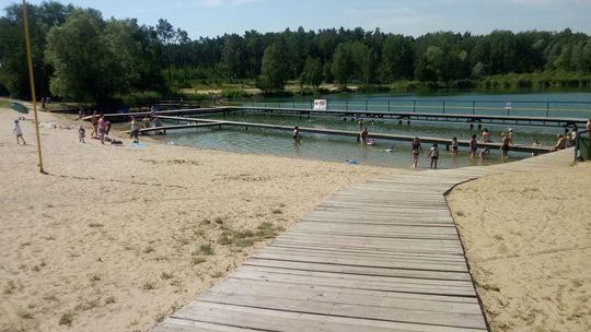 Szukamy ochłody nad wodą. Z mikrofonem Radia Płońsk na ciechanowskim Krubinie