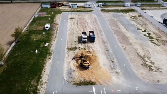 Targowisko w Nowym Przybojewie gotowe na sezon truskawkowy