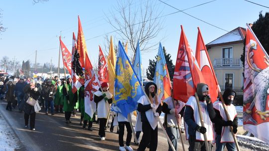 Tradycja zachowana. Orszak Trzech Króli w Czerwińsku nad Wisłą Tradycja zachowana. Orszak Trzech Króli w Czerwińsku nad Wisłą