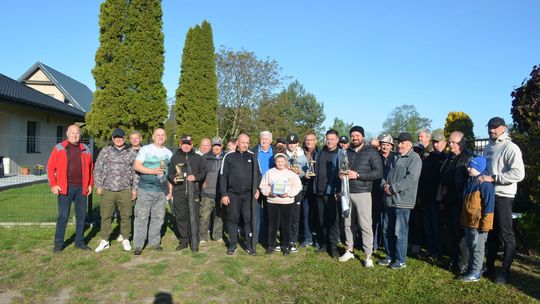 Tradycyjne zawody wędkarskie nad stawami w Szerominku