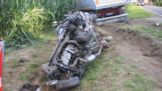 Tragedia na krajowej 50-tce. Kierowca posiadał dożywotni zakaz prowadzenia pojazdów