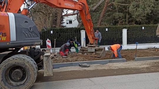 Trwa modernizacja ulicy Szkolnej na odcinku od ulicy Wiosennej do przejazdu kolejowego