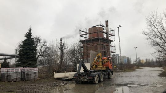 Trwają prace na terenie dworca PKP i wieży ciśnień. Co tu powstanie?