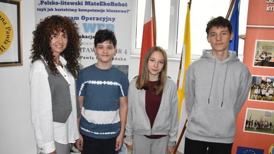 Uczniowie Szkoły Podstawowej nr 4 w Płońsku w Sejmie Dzieci i Młodzieży