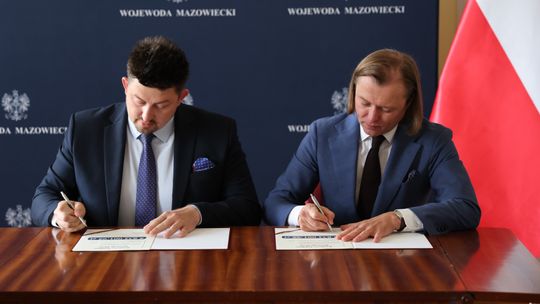 Umowa na rozbudowę drogi powiatowej w gminie Czerwińsk nad Wisłą podpisana