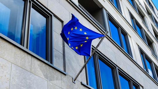 Unia. To (się) opłaca! Polityka spójności 2021-2027. Rozwój, praca, ekologia technologia. Unia. To (się) opłaca! Polityka spójności 2021-2027. Rozwój, praca, ekologia technologia.