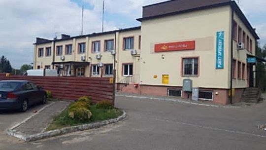 Urzędnicy w strażnicy. Remont Urzędu Gminy w Dzierzążni