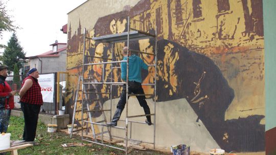 W Raciążu powstaje mural historyczny z gen. Sikorskim 