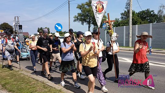 Warmińska pielgrzymka na Jasną Górę ponownie przemierza powiat płoński