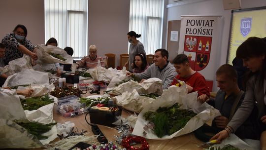 Warsztaty florystyczne dla osób z niepełnosprawnościami 