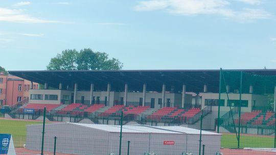 Wielkie otwarcie płońskiego stadionu we wrześniu