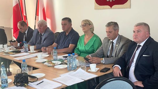 Wójtowie i burmistrzowie z pow. płońskiego chcą zniesienia limitu dwóch kadencji