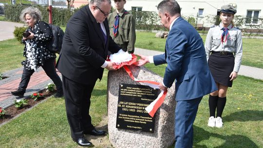 Wspaniały jubileusz. 100 lat Szkoły Podstawowej w Raciążu