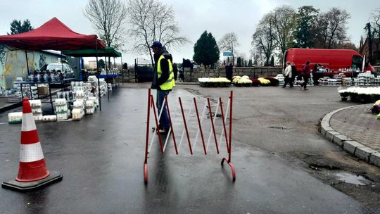 Wszystkich Świętych w Płońsku. Utrudnienia i apel o ostrożność