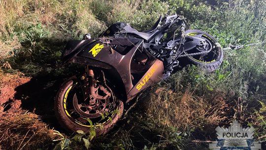 Wypadek motocyklisty w Koliszewie. 20-latek trafił do szpitala