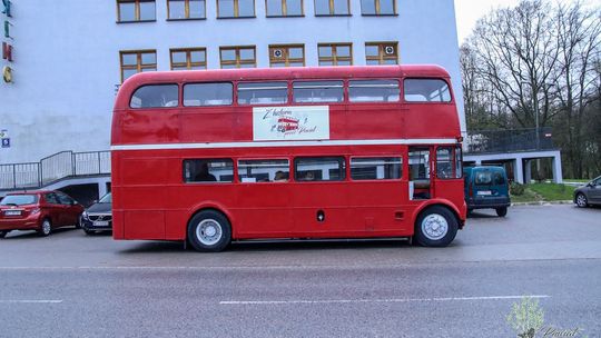 Z historią przez powiat, czyli wycieczka angielskim autobusem po powiecie ciechanowskim