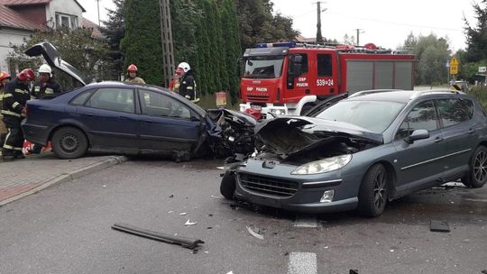 Zabrał samochód i pijany doprowadził do czołowego zdarzenia 