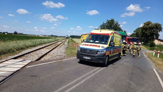 Zderzenie samochodu ciężarowego i szynobusu w Kaczorowach